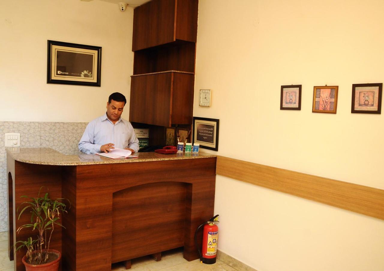 Hotel Westend Jalandhar Eksteriør bilde