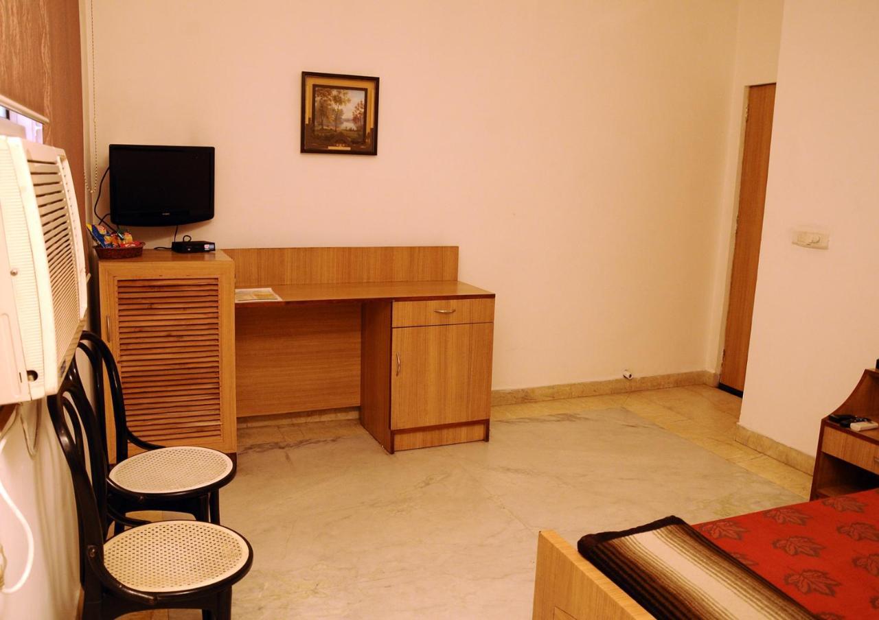 Hotel Westend Jalandhar Eksteriør bilde